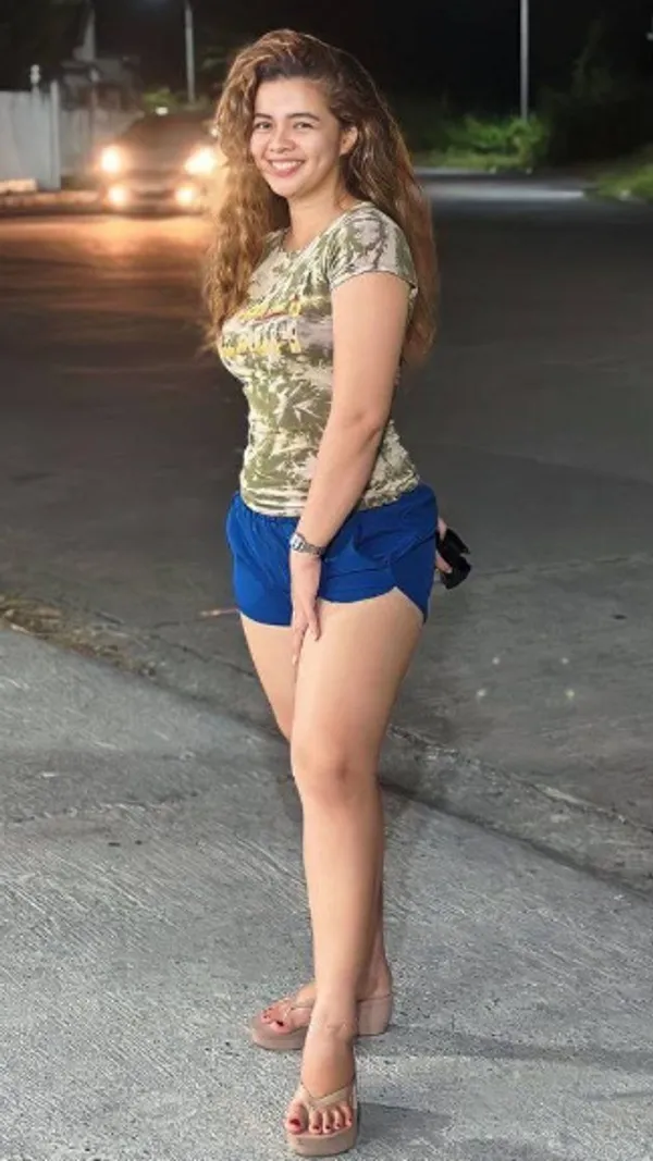 LovelyAngeL's BabeWiki Profile