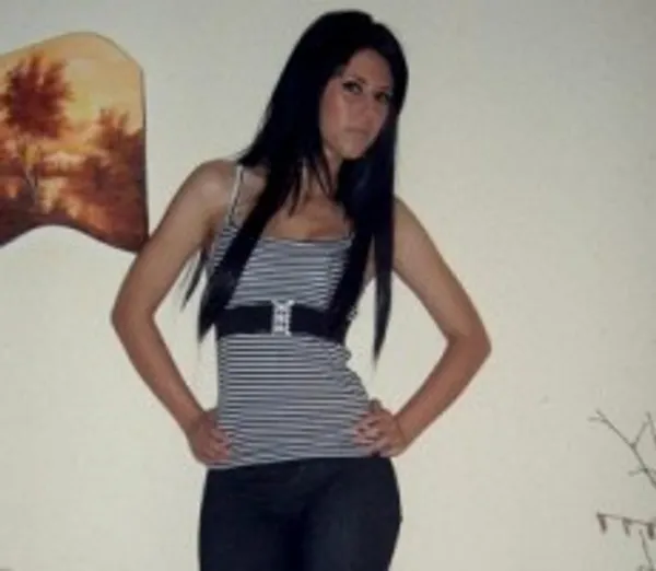 LovelyZarra's BabeWiki Profile