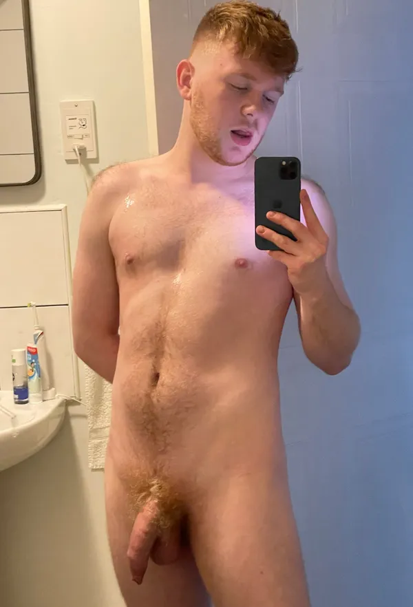 Lucass Huxley's BabeWiki Profile