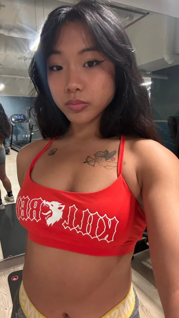 Lucy Lee (Onlyfans)'s photo 6