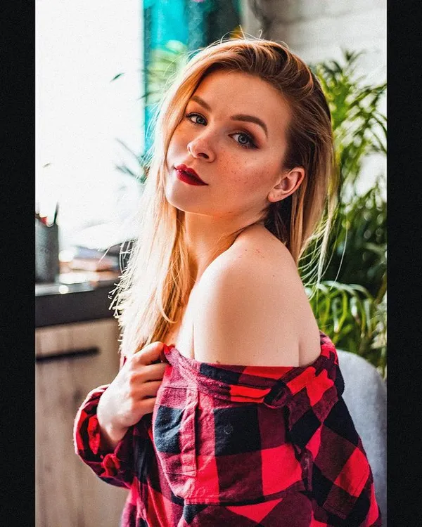 Lucy Sanivy's photo 9