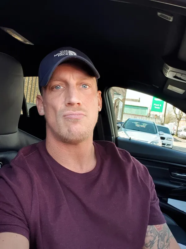 Luke Hardy's photo 7