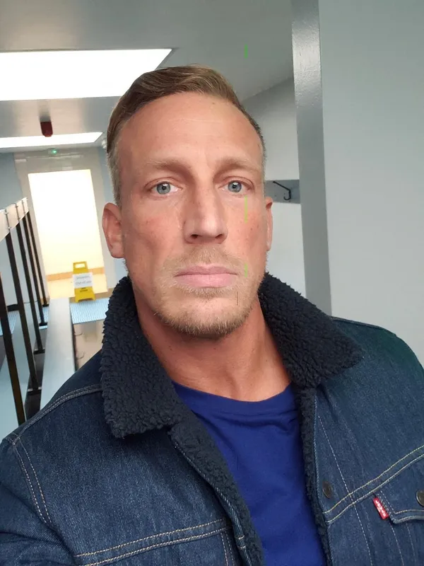 Luke Hardy's photo 9