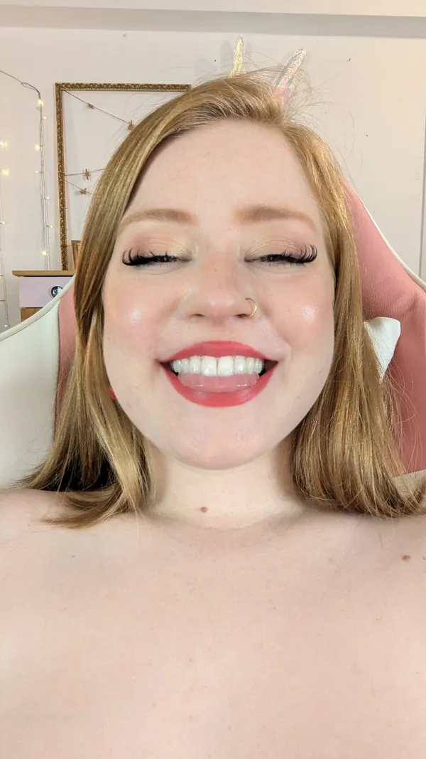 LunaRoux's BabeWiki Profile