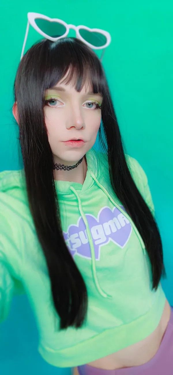 Lunluns's BabeWiki Profile