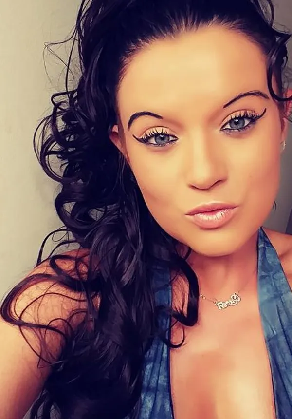 luvlyanabelle's BabeWiki Profile