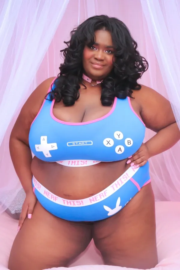 LuvvBunnyxo's BabeWiki Profile