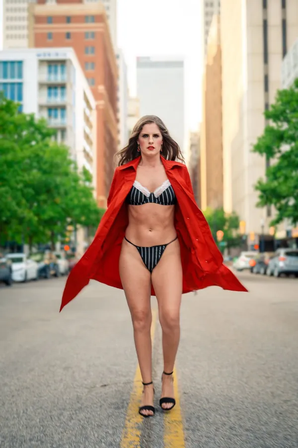 Lynnsey Walehwa's BabeWiki Profile