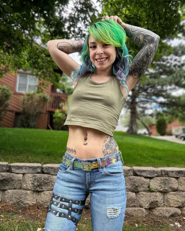 Lyssy Liana's BabeWiki Profile