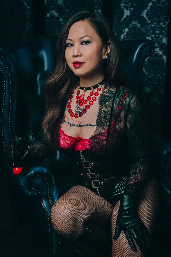 Madame Li Ying's BabeWiki Profile