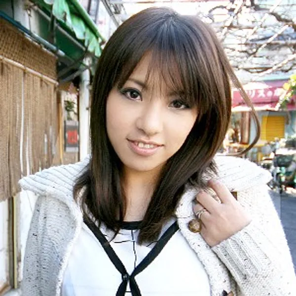 Mai Uchiyama's photo 3