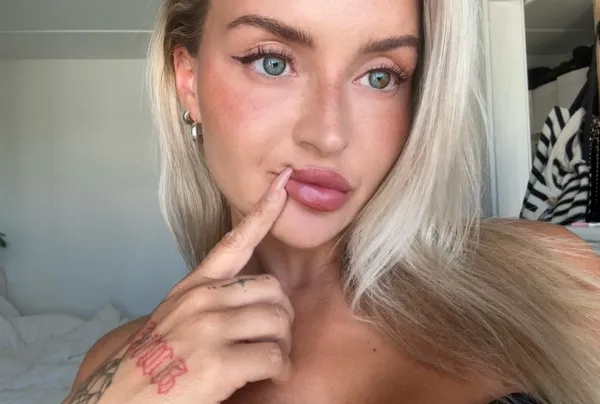 Maja Bebe's BabeWiki Profile