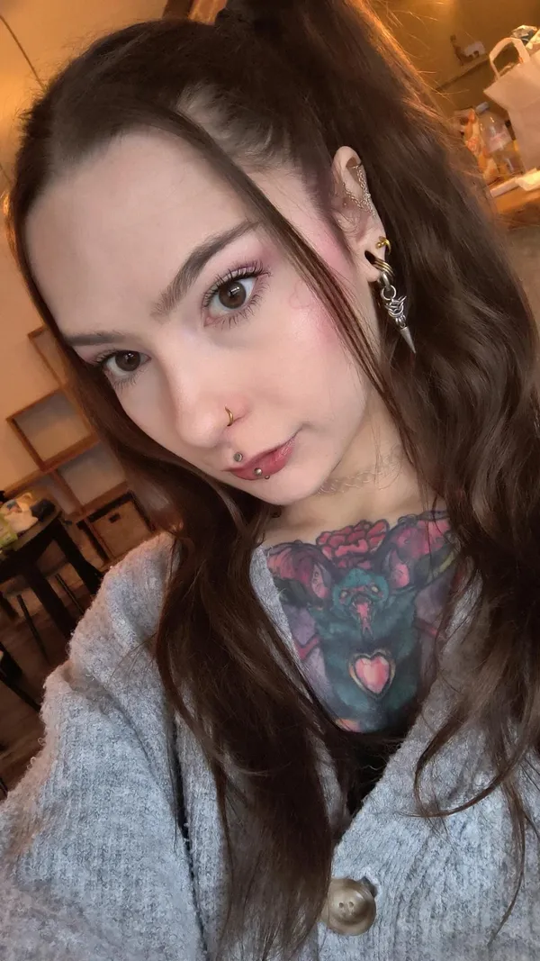 Mamie Donuts's BabeWiki Profile