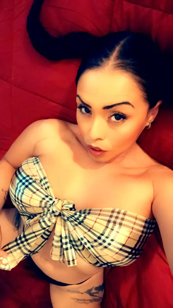 Mandy McTitties's photo 2