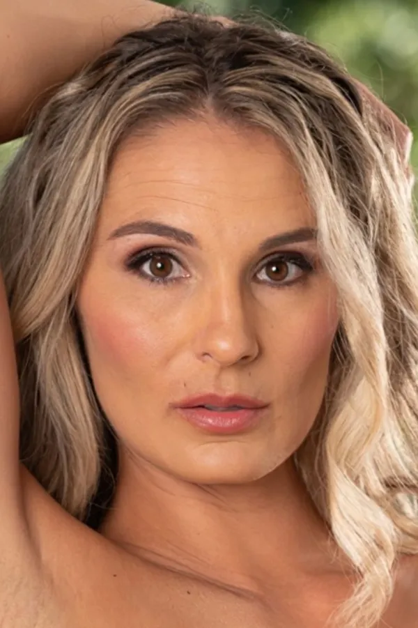 Mandy Rhea's photo 5