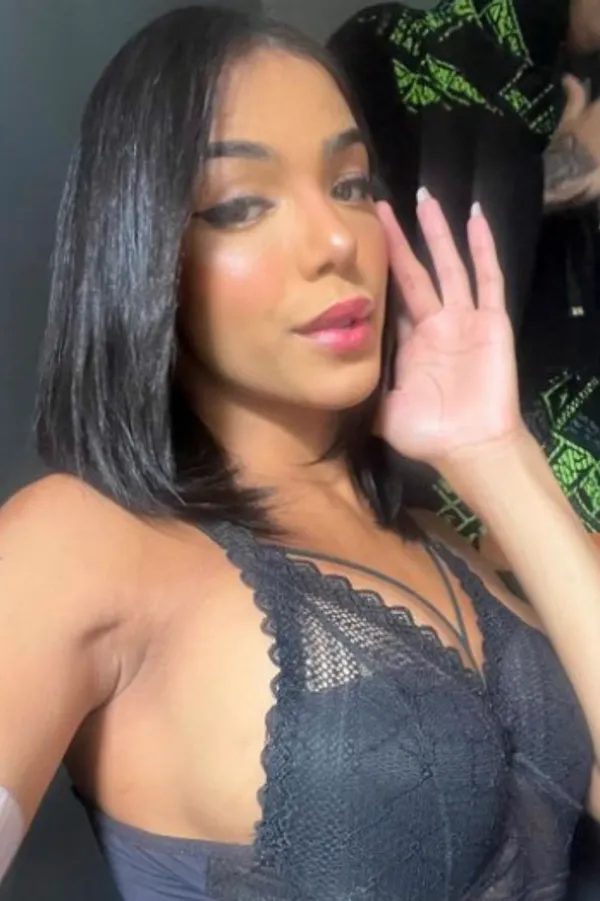 Manuella Goncalves's photo 8