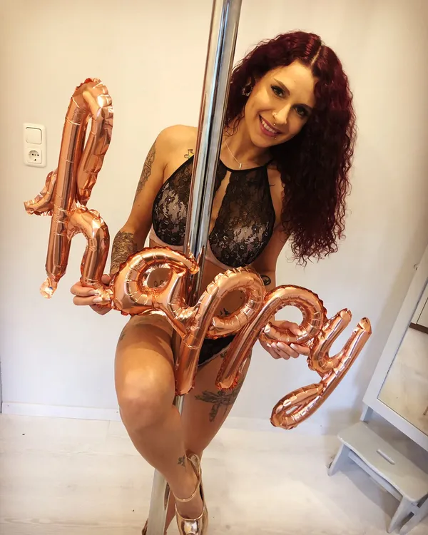 Mara Martinez's photo 4