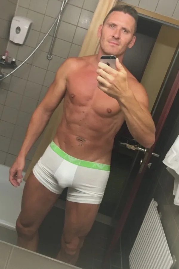 Marc Rose's BabeWiki Profile