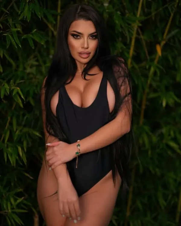 Maria Tebies's BabeWiki Profile