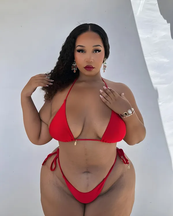 Marie Assi's BabeWiki Profile