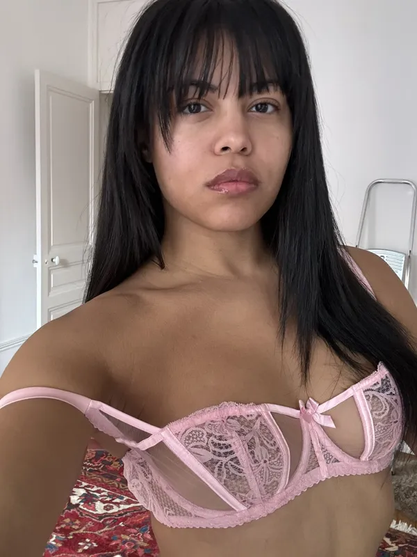 Marie Sauvage's BabeWiki Profile