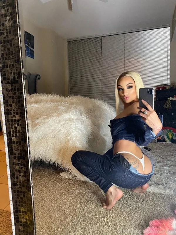 Marissa Da'Nae's photo 3