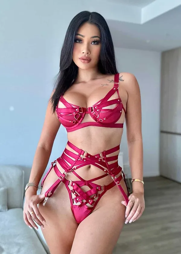 Martina Chen's BabeWiki Profile