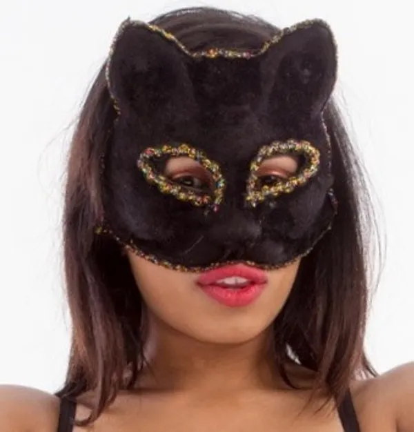 Masked Maya's photo 2