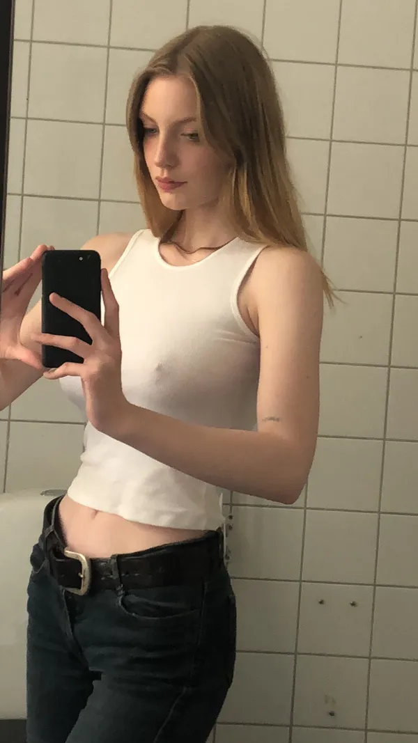 Matilda Novajm's photo 5