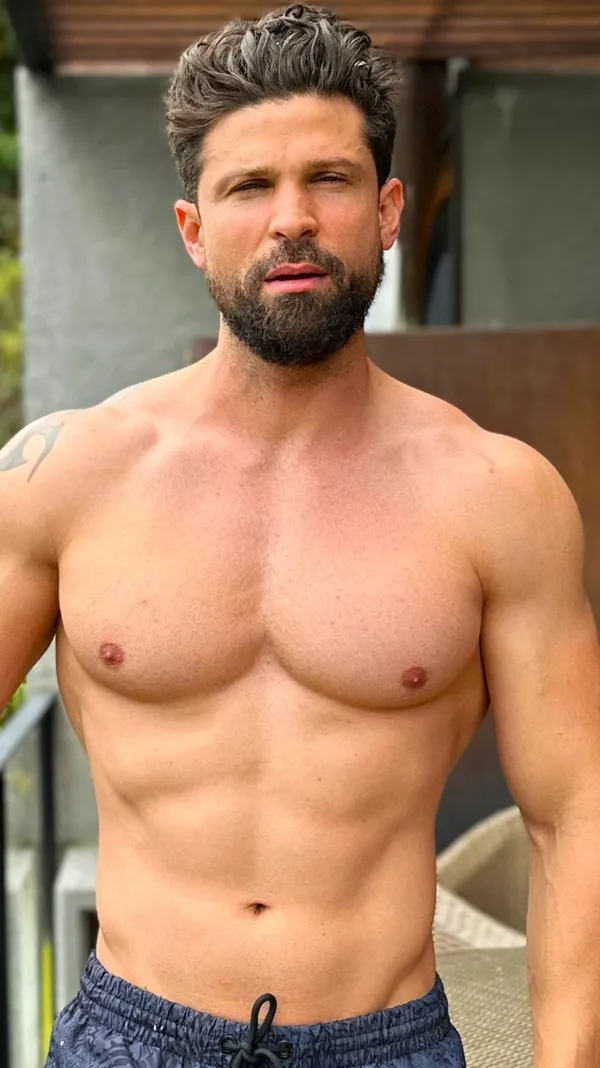 Max Cartel's BabeWiki Profile