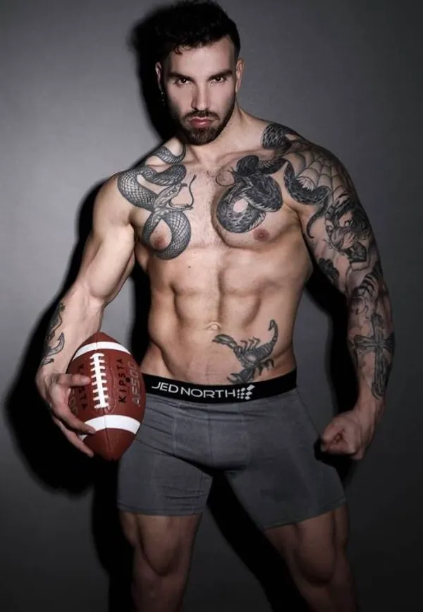 Max Hilton's photo 7