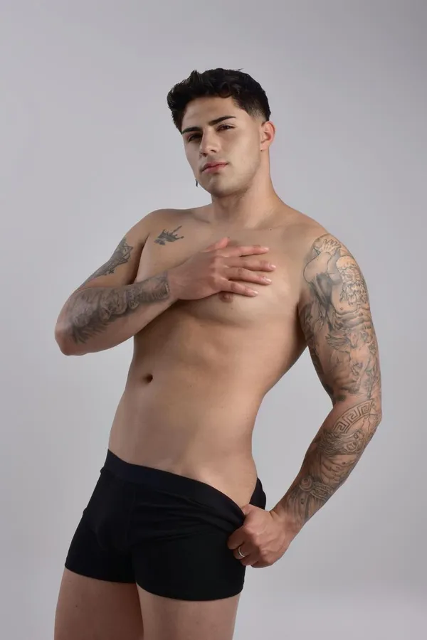 Maximo Rodriguez's BabeWiki Profile