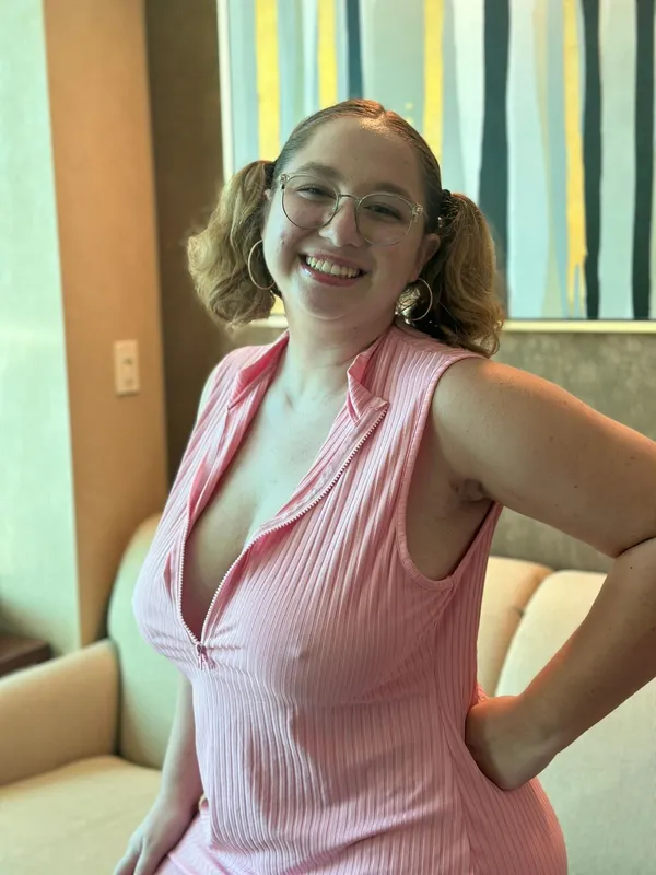 Maxine Rogue's photo 2