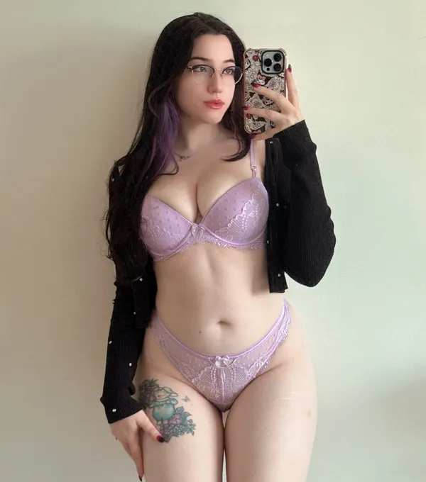 May Darling's photo 2