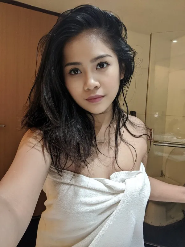 Maya Mustika's photo 4