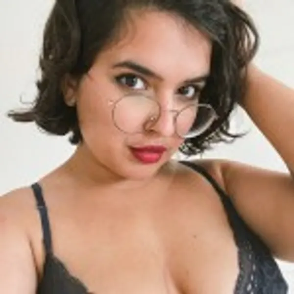 Maya Petite's BabeWiki Profile