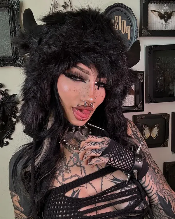 Mazikeen Myers's photo 7