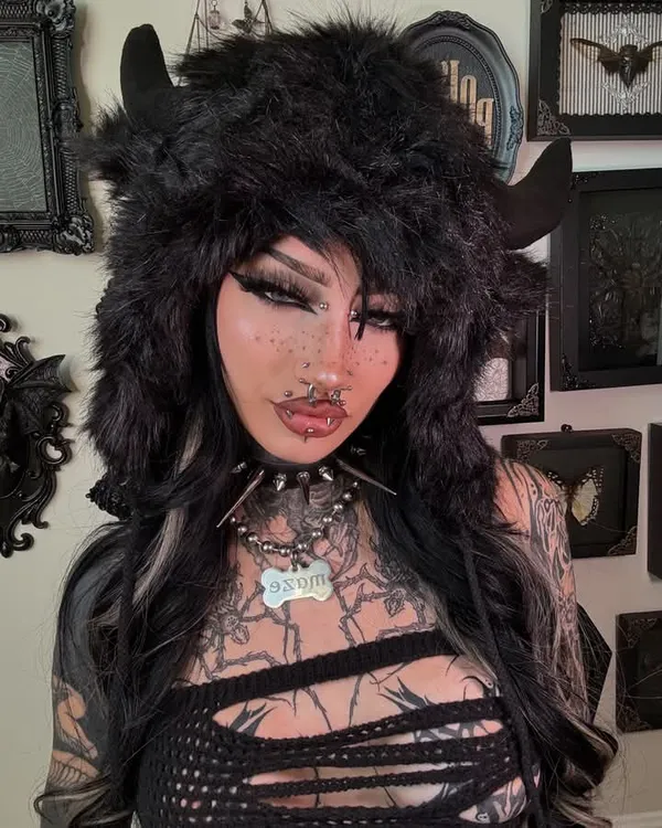 Mazikeen Myers's photo 8