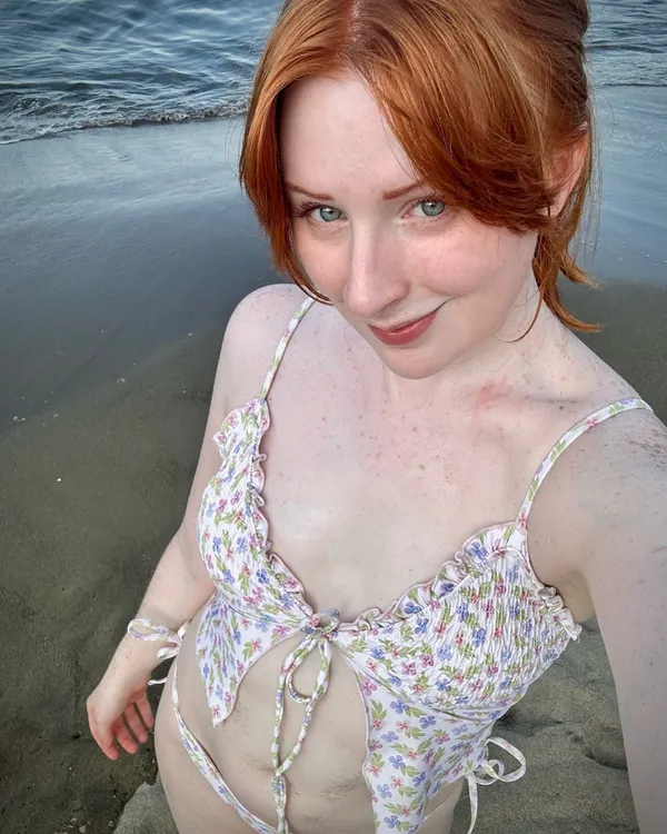 Megan Elizabeth (hitobito)'s photo 8