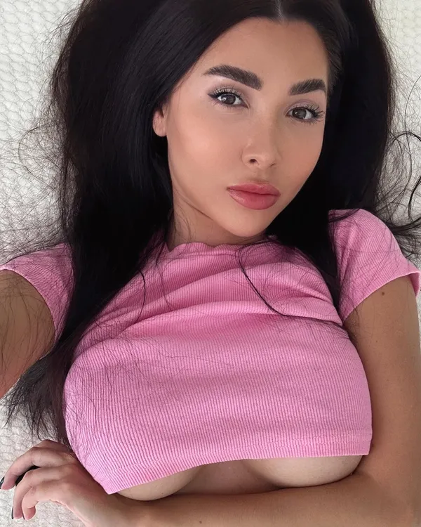 Melanie Queen's photo 10