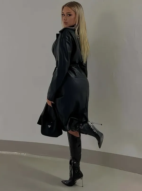 Meli (Instagram)'s BabeWiki Profile