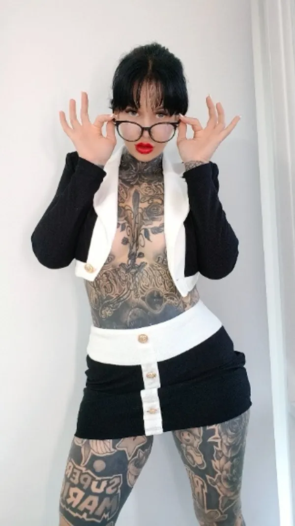 MelodyRadford's BabeWiki Profile