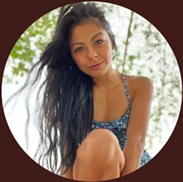 Mia Diamantez's BabeWiki Profile