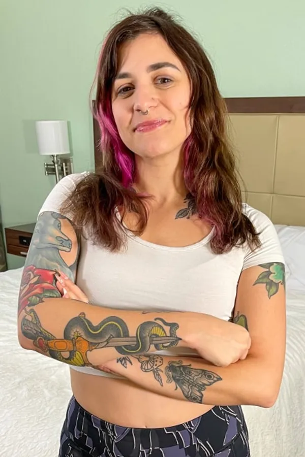 Mia Hope's BabeWiki Profile