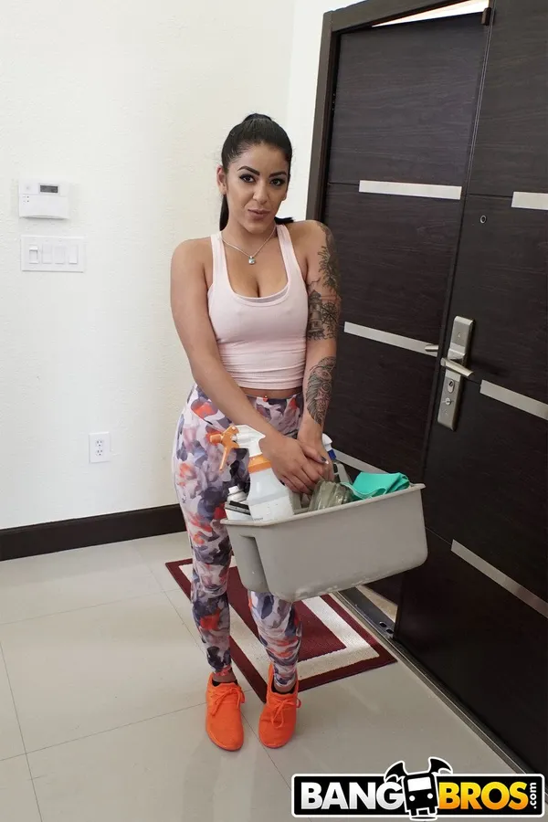 Mia Martinez's photo 6