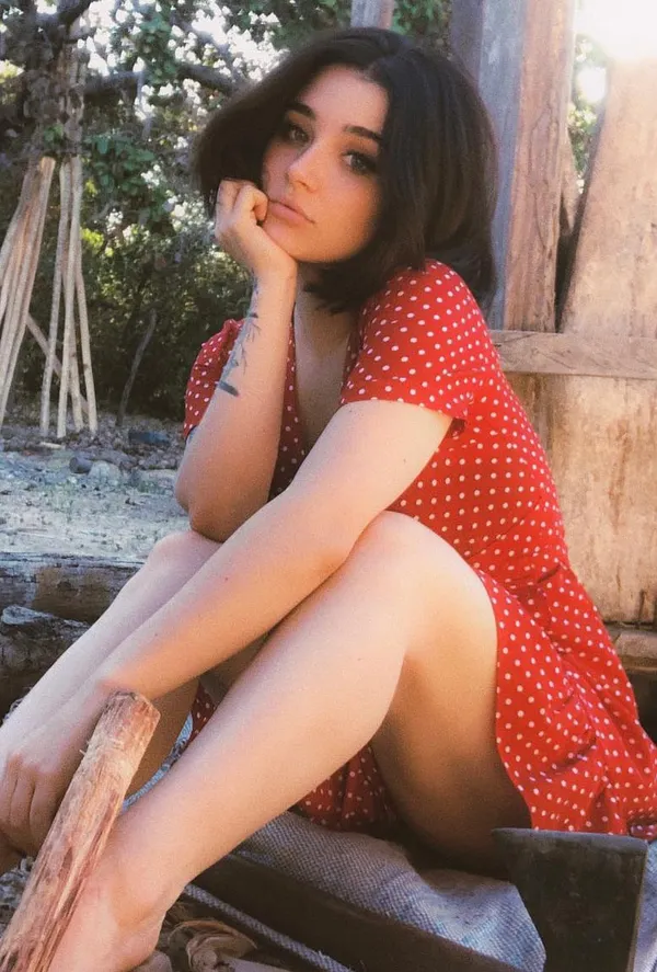 Michele Alves's BabeWiki Profile