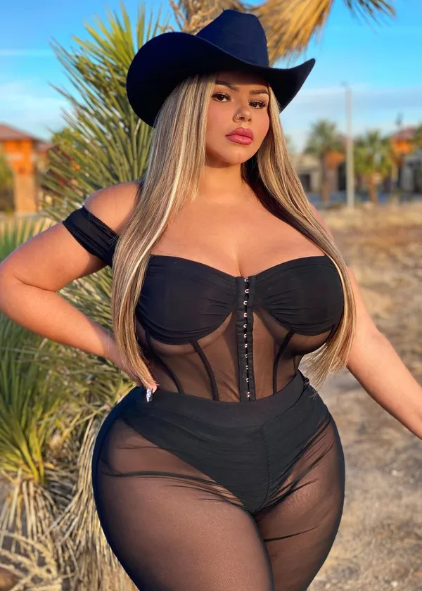 Michele Mendez's BabeWiki Profile