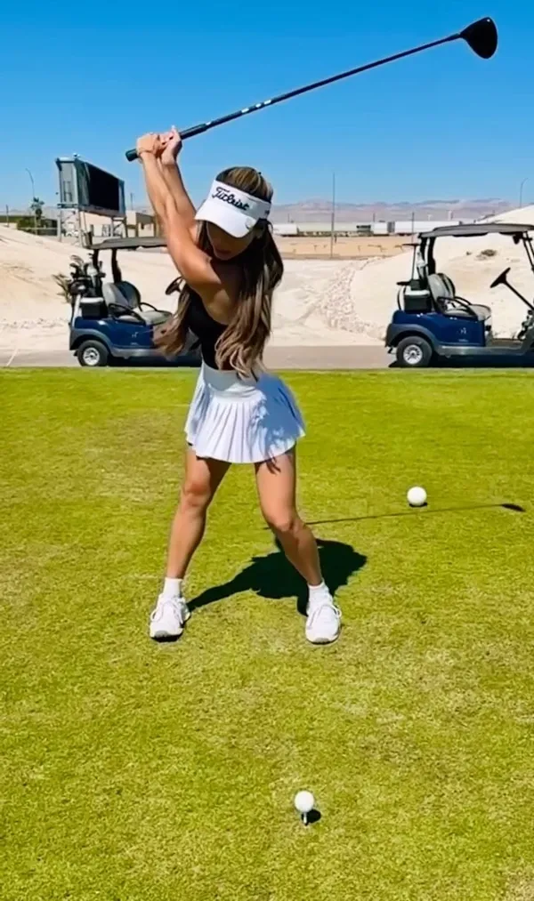 Michele Uemoto's photo 7