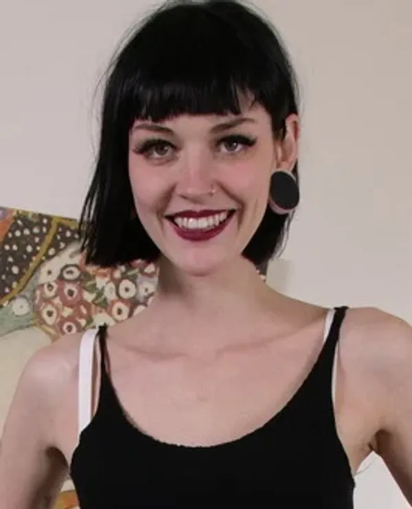 Mina Kali's BabeWiki Profile