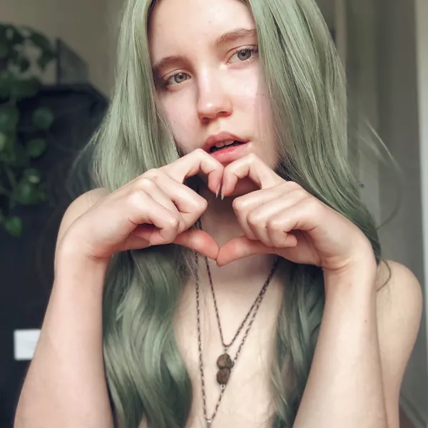 MioMio's BabeWiki Profile